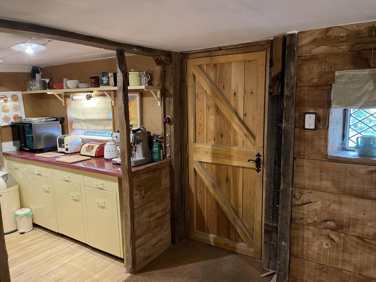 Remarkable Boultons Barn With Hot Tub Newton Abbot Eksteriør bilde