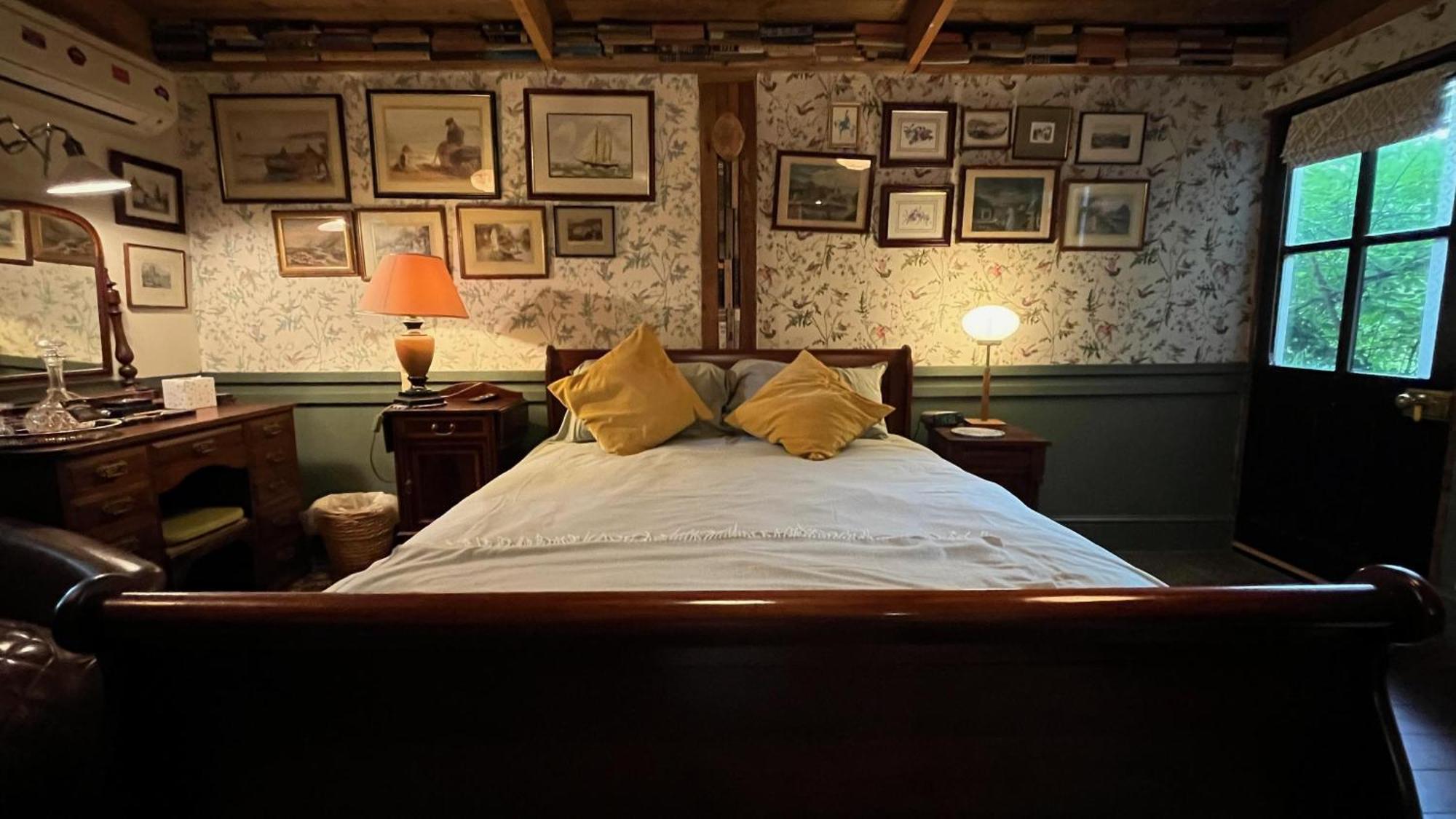 Remarkable Boultons Barn With Hot Tub Newton Abbot Eksteriør bilde